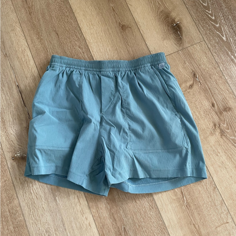 •Lululemon• Bowline Woven 5” Shorts